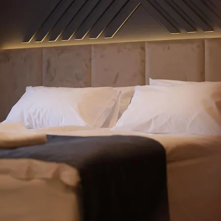 Nest Apartment